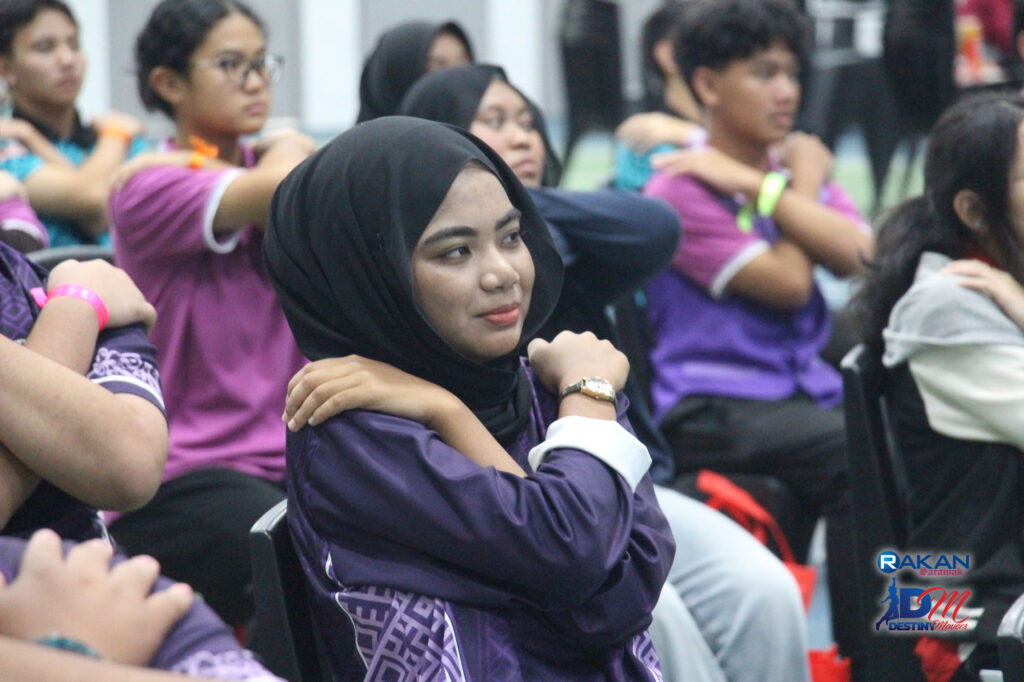 RSDM ‘Unmask the Mind to Thrive and Flourish’: Yoga Chair